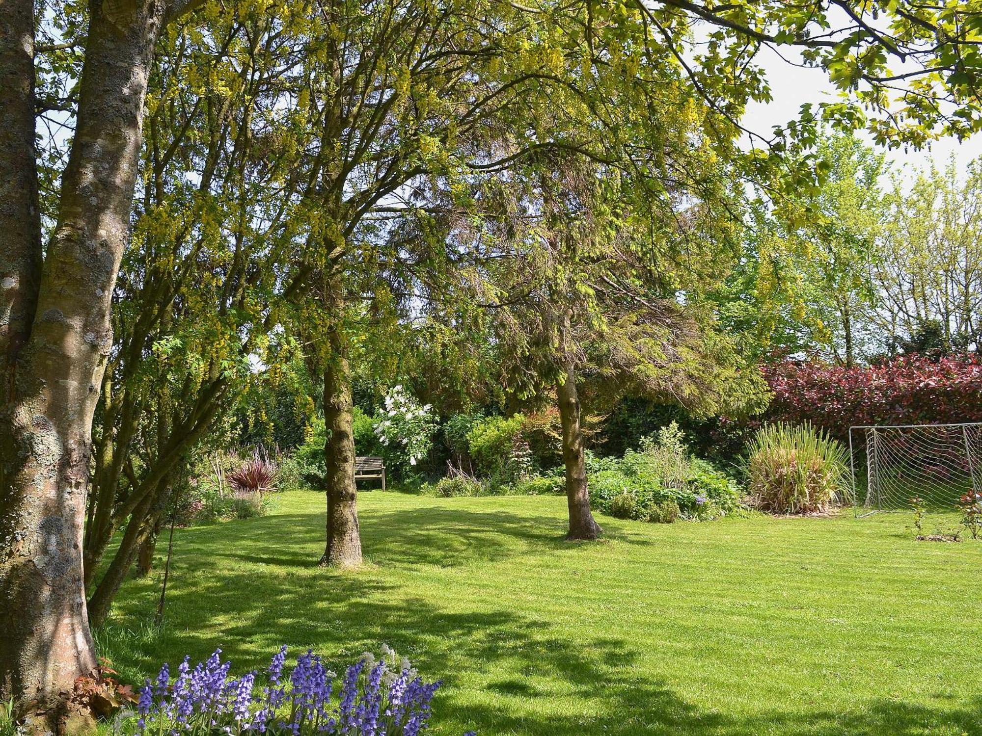Вилла Goodwood Coach House Westhampnett Экстерьер фото